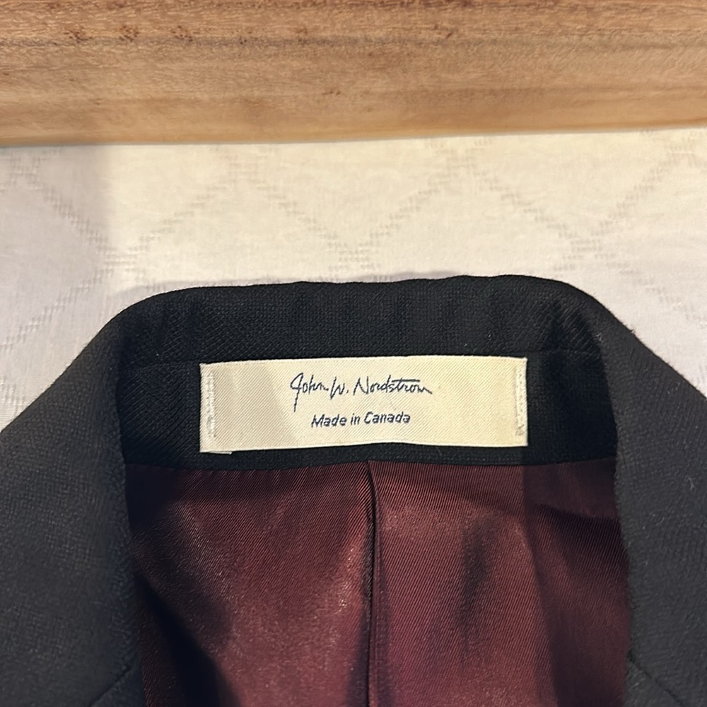 John W. Nordstrom men’s 100% Wool blazer suit jacket topcoat black size 36R EUC - Picture 2 of 6